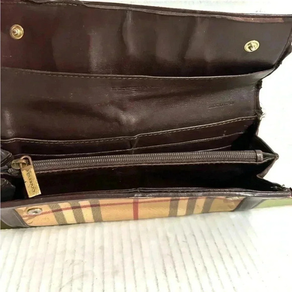 Burberry vintage  striped continental tartan check beige brown leather wallet - Picture 4 of 9